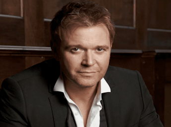 A picture of Darren Day.